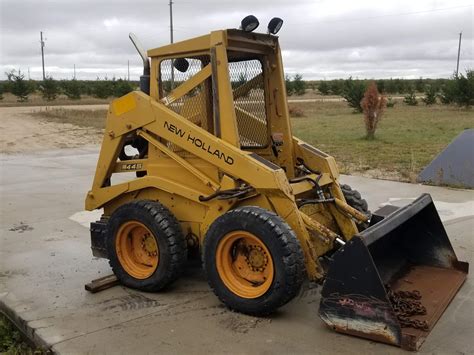 skid steer bathtub police|Police: 6.